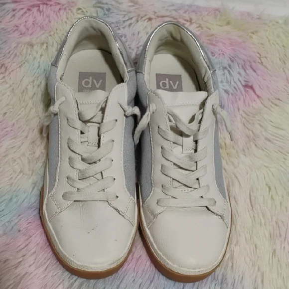 Dolce Vita White Silver & Denim Harryson Sneakers Sleek Low-Top Design #50 - Picture 5 of 11